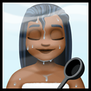 🧖🏿‍♀️ Emoji Frau in Dampfsauna: dunkle Hautfarbe Facebook 3.0.