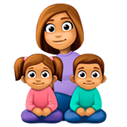 👩🏽‍👧🏽‍👦🏽 Emoji Familia - Mujer, Niña, Niño: Tono De Piel Medio en Facebook 4.0.