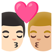 Emoji 👨🏻‍❤️‍💋‍👨🏼 Bacio Tra Coppia - Uomo: Carnagione Chiara, Uomo: Carnagione Abbastanza Chiara su Google 15.0.