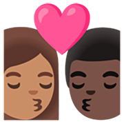 👩🏽‍❤️‍💋‍👨🏿 Emoji Beso - Mujer: Tono De Piel Medio, Hombre: Tono De Piel Oscuro en Google 15.0.