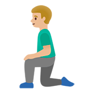 Emoji 🧎🏼‍♂️ Uomo Inginocchiato: Carnagione Abbastanza Chiara su Google 15.0.