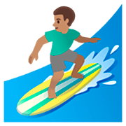 🏄🏽‍♂️ Emoji Homem Surfista: Pele Morena na Google 15.0.