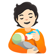 🧑🏻‍🍼 Emoji Persona Que Alimenta Al Bebé: Tono De Piel Claro en Google 15.0.