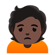 🙍🏿 Emoji missmutige Person: dunkle Hautfarbe Google 15.0.