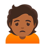🙍🏾 Emoji Franzindo A Sobrancelha: Pele Morena Escura na Google 15.0.