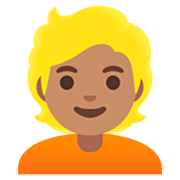 👱🏽 Emoji Pessoa: Pele Morena E Cabelo Louro na Google 15.0.