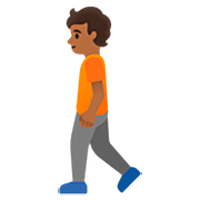🚶🏾 Emoji Pessoa Andando: Pele Morena Escura na Google 15.0.