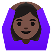 Frau mit Händen auf dem Kopf: dunkle Hautfarbe Google 15.0.