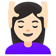 💆🏻‍♀️ Emoji Frau, die eine Kopfmassage bekommt: helle Hautfarbe Google 15.0.
