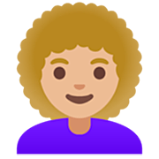 👩🏼‍🦱 Emoji Mujer: Tono De Piel Claro Medio Y Pelo Rizado en Google 15.0.