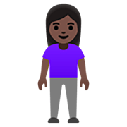 🧍🏿‍♀️ Emoji Mujer De Pie: Tono De Piel Oscuro en Google 15.0.