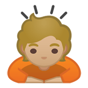 Emoji 🙇🏼 Persona Che Fa Un Inchino Profondo: Carnagione Abbastanza Chiara su Google Android 10.0 March 2020 Feature Drop.
