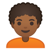 Émoji 🧑🏾‍🦱 Adulte : Peau Mate Et Cheveux Bouclés sur Google Android 10.0 March 2020 Feature Drop.