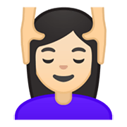 💆🏻‍♀️ Emoji Frau, die eine Kopfmassage bekommt: helle Hautfarbe Google Android 10.0 March 2020 Feature Drop.