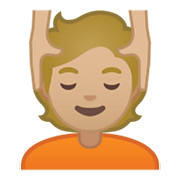 💆🏼 Emoji Persona Recibiendo Masaje: Tono De Piel Claro Medio en Google Android 10.0.