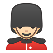 Emoji 💂🏻‍♂️ Guardia Uomo: Carnagione Chiara su Google Android 10.0.