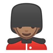 Emoji 💂🏽‍♂️ Guardia Uomo: Carnagione Olivastra su Google Android 10.0.