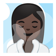 🧖🏿‍♀️ Emoji Mujer En Una Sauna: Tono De Piel Oscuro en Google Android 10.0.