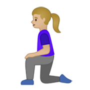 Emoji 🧎🏼‍♀️ Donna Inginocchiata: Carnagione Abbastanza Chiara su Google Android 10.0.