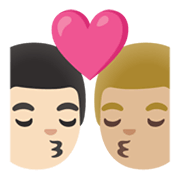 👨🏻‍❤️‍💋‍👨🏼 Emoji Beijo - Homem: Pele Clara, Homem: Pele Morena Clara na Google Android 11.0 December 2020 Feature Drop.