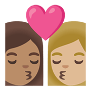 👩🏽‍❤️‍💋‍👩🏼 Emoji sich küssendes Paar - Frau: mittlere Hautfarbe, Frau: mittelhelle Hautfarbe Google Android 11.0 December 2020 Feature Drop.