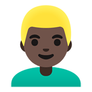 Emoji 👱🏿‍♂️ Uomo Biondo: Carnagione Scura su Google Android 11.0 December 2020 Feature Drop.