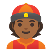 Emoji 👲🏾 Uomo Con Zucchetto Cinese: Carnagione Abbastanza Scura su Google Android 11.0 December 2020 Feature Drop.
