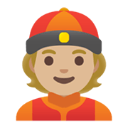 👲🏼 Emoji Mann mit chinesischem Hut: mittelhelle Hautfarbe Google Android 11.0 December 2020 Feature Drop.