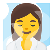 🧖‍♀️ Emoji Mujer En Una Sauna en Google Android 11.0 December 2020 Feature Drop.