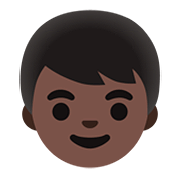 👦🏿 Emoji Niño: Tono De Piel Oscuro en Google Android 11.0.