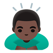 🙇🏿‍♂️ Emoji Homem Fazendo Reverência: Pele Escura na Google Android 11.0.