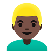 Émoji 👱🏿‍♂️ Homme Blond : Peau Foncée sur Google Android 11.0.