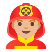 👨🏼‍🚒 Emoji Feuerwehrmann: mittelhelle Hautfarbe Google Android 11.0.