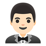 Emoji 🤵🏻‍♂️ Uomo in smoking: Carnagione Chiara su Google Android 11.0.
