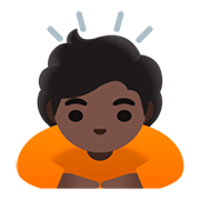 Emoji 🙇🏿 Persona Che Fa Un Inchino Profondo: Carnagione Scura su Google Android 11.0.