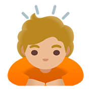 🙇🏼 Emoji Persona Haciendo Una Reverencia: Tono De Piel Claro Medio en Google Android 11.0.