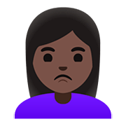 🙎🏿‍♀️ Emoji Mulher Fazendo Bico: Pele Escura na Google Android 11.0.
