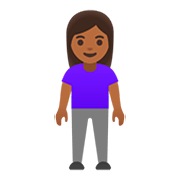 🧍🏾‍♀️ Emoji Mulher Em Pé: Pele Morena Escura na Google Android 11.0.