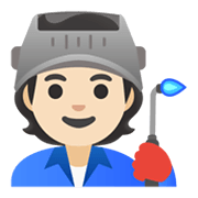 Emoji 🧑🏻‍🏭 Persona Che Lavora In Fabbrica: Carnagione Chiara su Google Android 12.0.