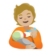 🧑🏼‍🍼 Emoji Pessoa Alimentando Bebê: Pele Morena Clara na Google Android 12.0.
