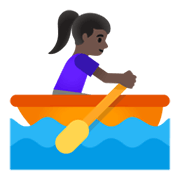 Émoji 🚣🏿‍♀️ Rameuse Dans Une Barque : Peau Foncée sur Google Android 12.0.