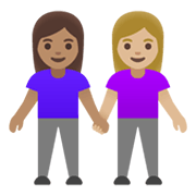 👩🏽‍🤝‍👩🏼 Emoji händchenhaltende Frauen: mittlere Hautfarbe, mittelhelle Hautfarbe Google Android 12.0.