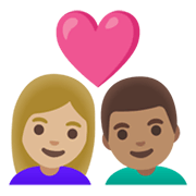 👩🏼‍❤️‍👨🏽 Emoji Pareja Enamorada - Mujer: Tono De Piel Claro Medio, Hombre: Tono De Piel Medio en Google Android 12L.