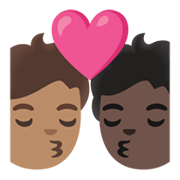 🧑🏽‍❤️‍💋‍🧑🏿 Emoji sich küssendes Paar: Person, Person, mittlere Hautfarbe, dunkle Hautfarbe Google Android 12L.
