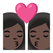 👩🏿‍❤️‍💋‍👩🏿 Emoji sich küssendes Paar - Frau, Frau: dunkle Hautfarbe, dunkle Hautfarbe Google Android 12L.