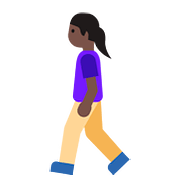 Émoji 🚶🏿‍♀️ Femme Qui Marche : Peau Foncée sur Google Android 7.1.