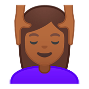 💆🏾 Emoji Person, die eine Kopfmassage bekommt: mitteldunkle Hautfarbe Google Android 8.0.