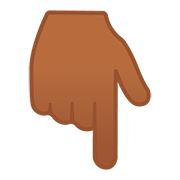 👇🏾 Emoji Dorso Da Mão Com Dedo Indicador Apontando Para Baixo: Pele Morena Escura na Google Android 8.0.