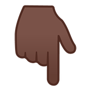👇🏿 Emoji nach unten weisender Zeigefinger: dunkle Hautfarbe Google Android 8.0.