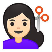 💇🏻‍♀️ Emoji Mulher Cortando O Cabelo: Pele Clara na Google Android 8.0.